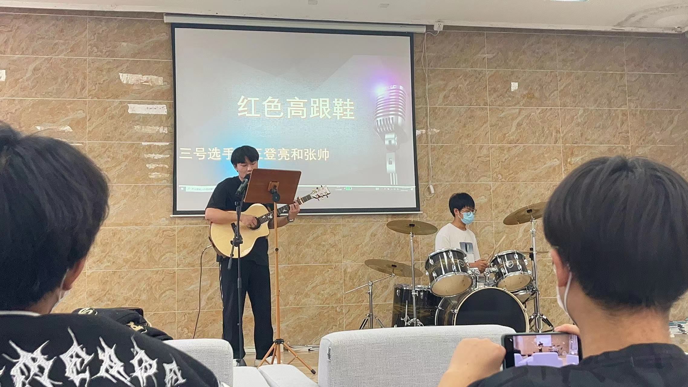 抗擊疫情，音樂(lè)不靜默 　　　　